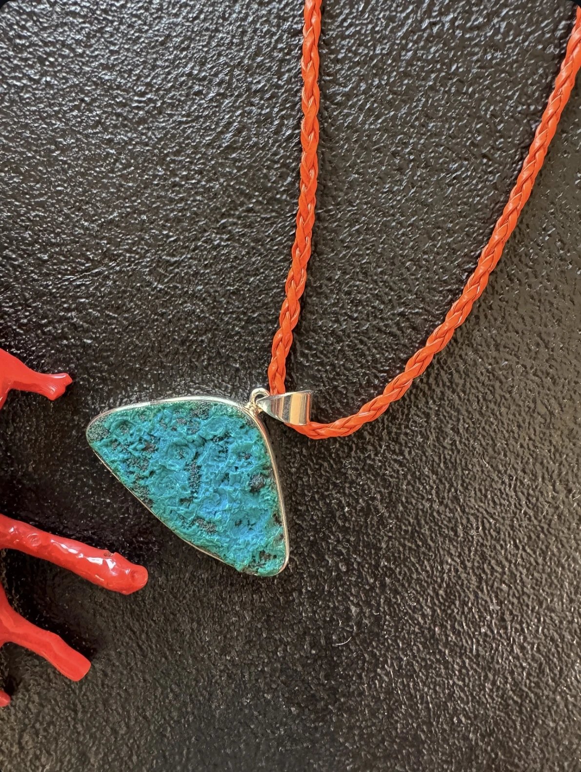 SNE080 Solomío One-of-a-Kind Collection Cincinnati Lapidary Workshop Hand-Polished Chalcosilicate Raw Stone & 925 Sterling Silver Pendant Leather Cord Necklace